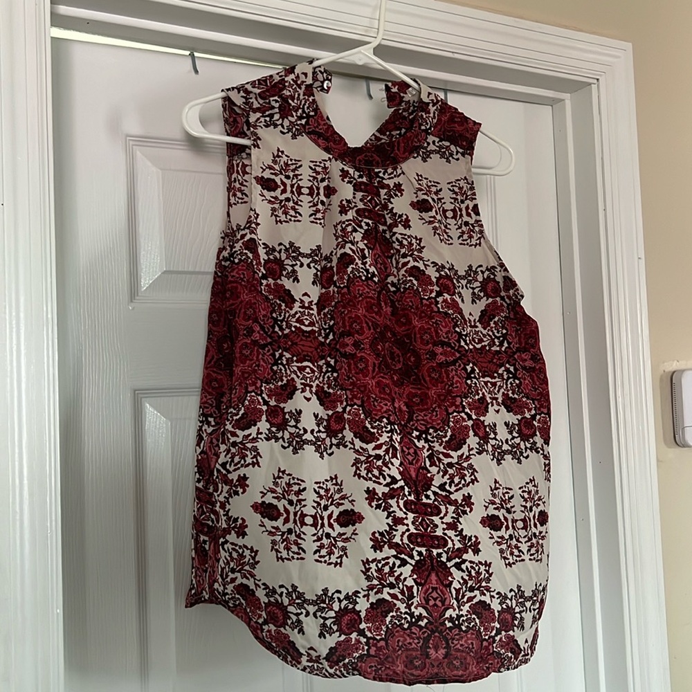 Violet Claire dressy tank top